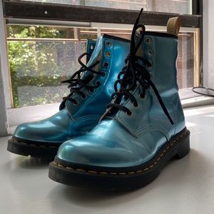 Doc Martens Vegan Metallic Blue